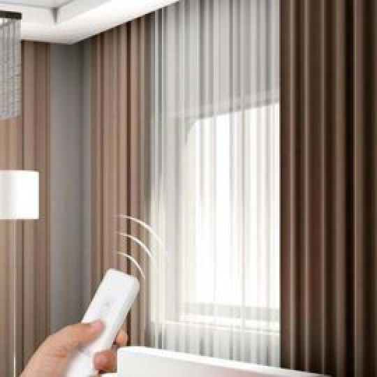 RÈM VẢI GẮN ĐỘNG CƠ