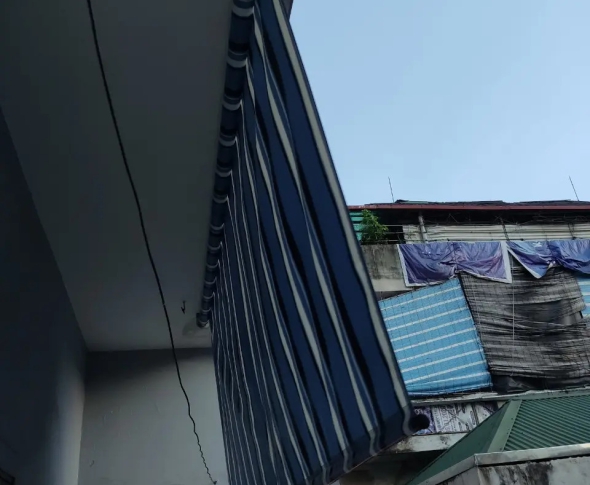 THI CÔNG BẠT CHE NẮNG MƯA TẠI HUYỆN BÌNH CHÁNH