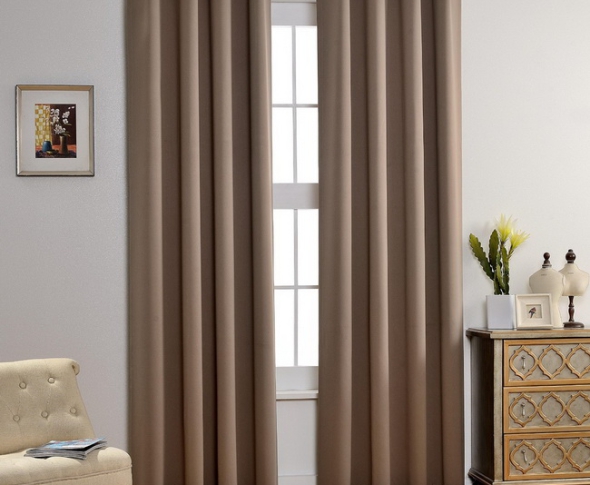 TIÊU CHÍ ĐÁNH GIÁ GIỮA RÈM CAO CẤP NHẬP KHẨU VÀ RÈM THÔNG THƯỜNG
