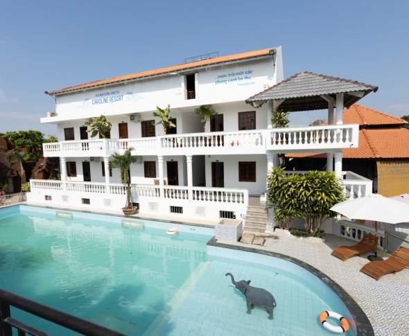 RÈM CỬA HAI LỚP TẠI KHU NGHỈ DƯỠNG CAROLINE RESORT Ở VŨNG TÀU